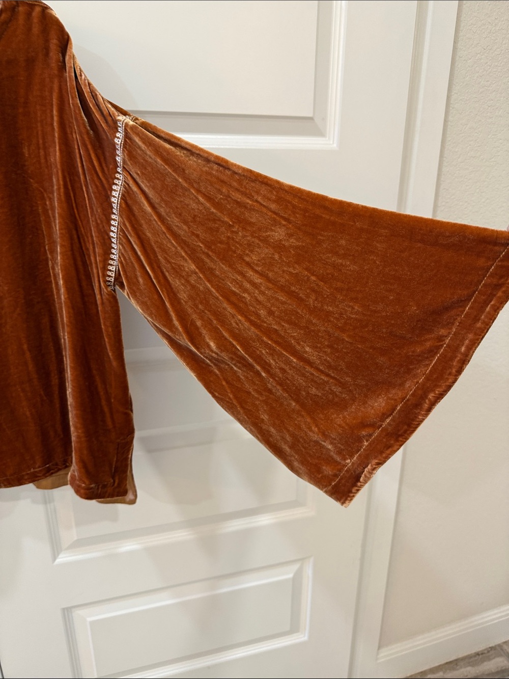Sundance Velvet Paisley Embroidered Top - Rust & Cream - Picture 5 of 6